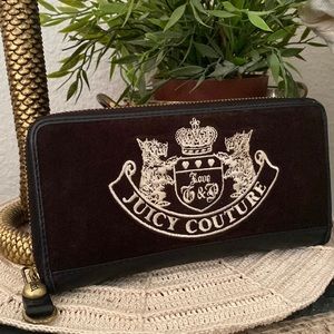 ✨Y2K Juicy Couture Large Wallet✨